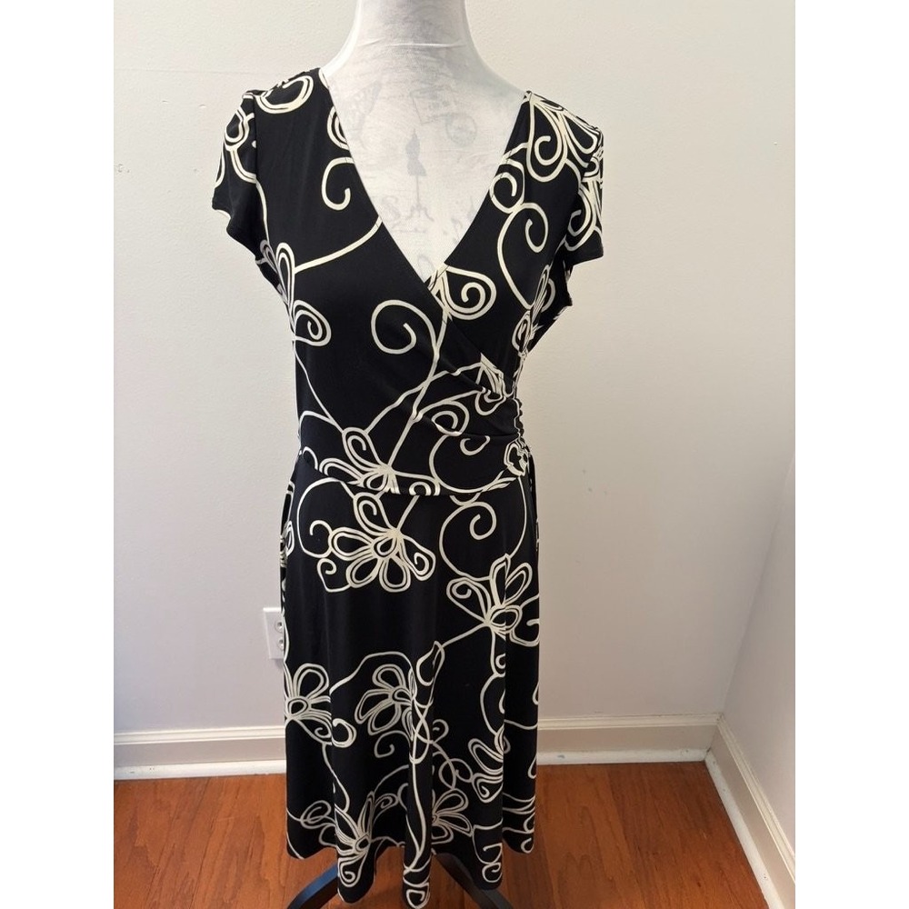 Dressbarn Women's Size 12 Black White Floral Swirl Faux Wrap Midi Dress Cap